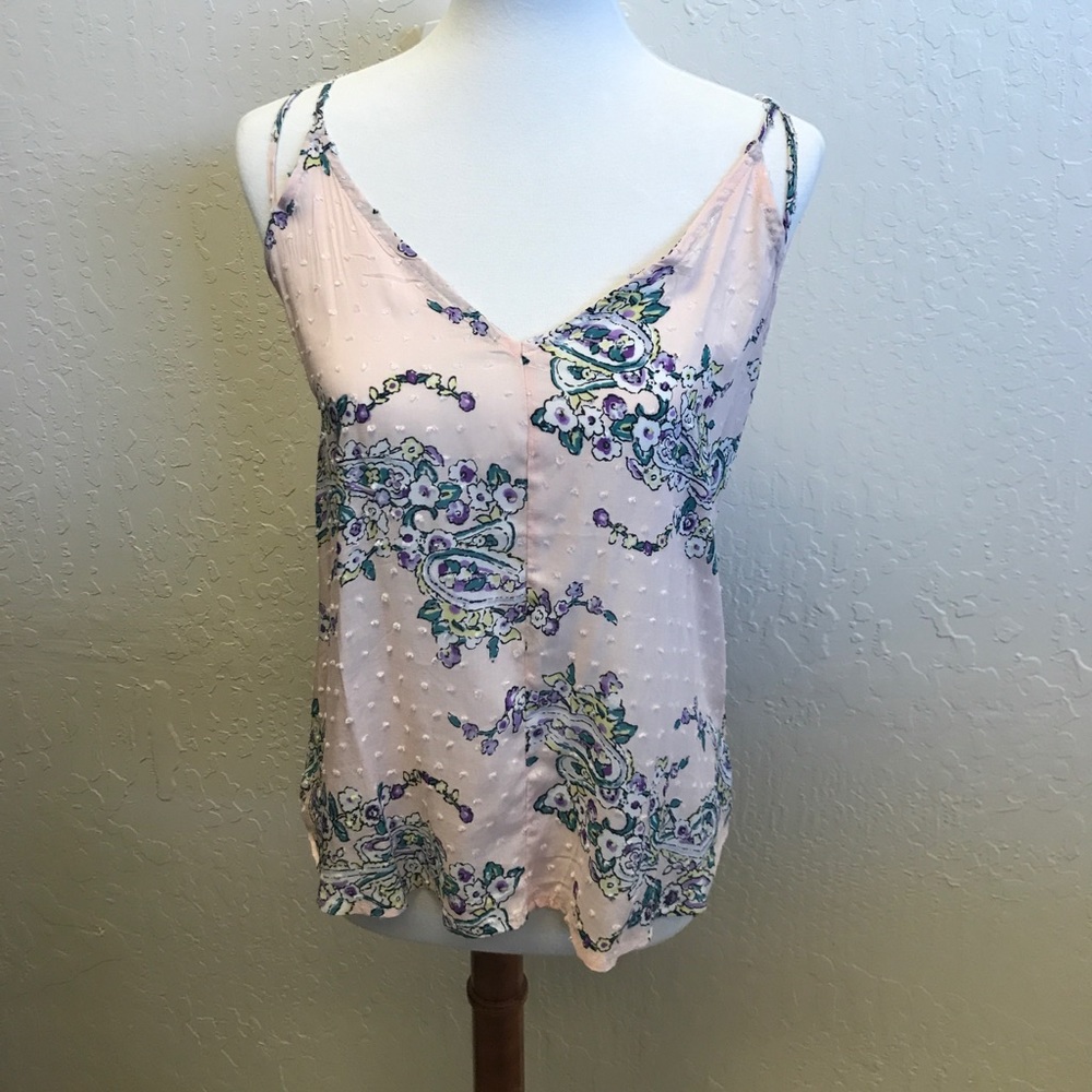 A cream, spring tank